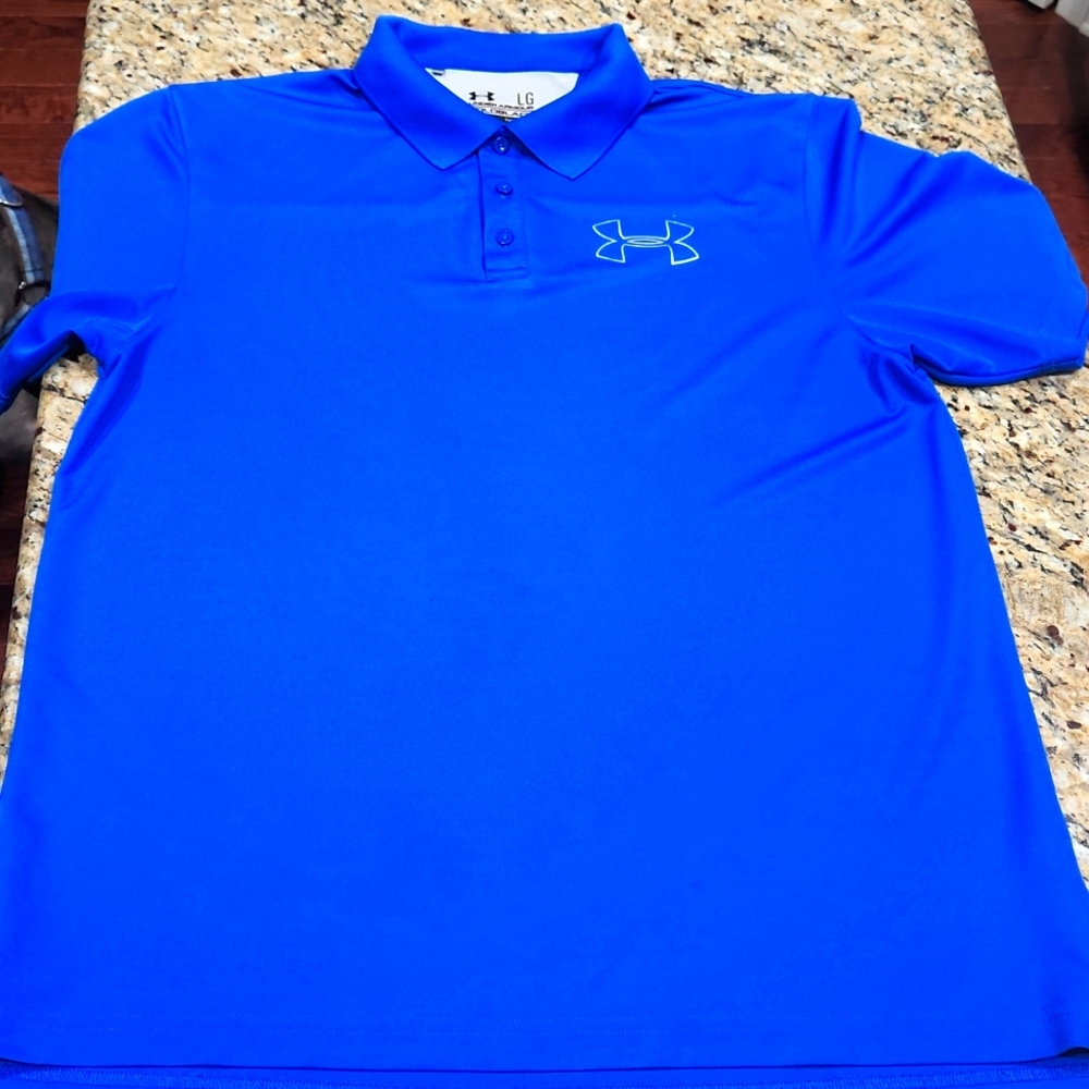 Men's UnderArmour Shirt